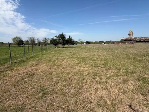 Unrestricted Land Near Highway 429