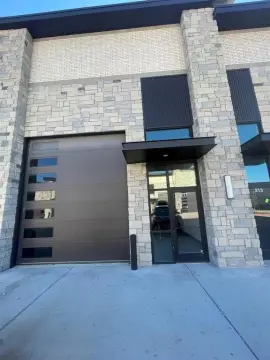 Warehouse-Office in Growing Metroplex Area