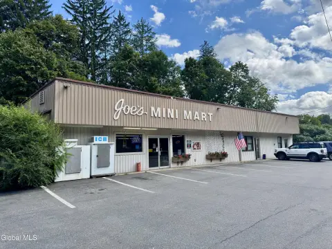 Grocery and Convenience Store