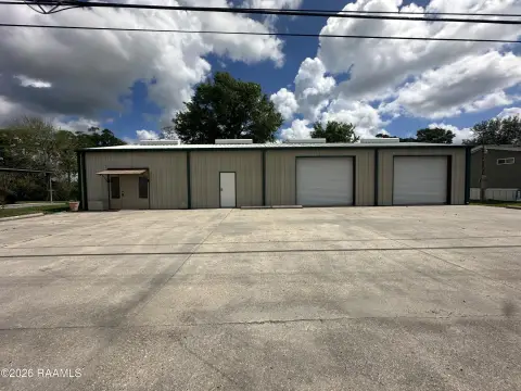 Flex Space with Attached Warehouse