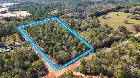Residential Land in DeFuniak Springs