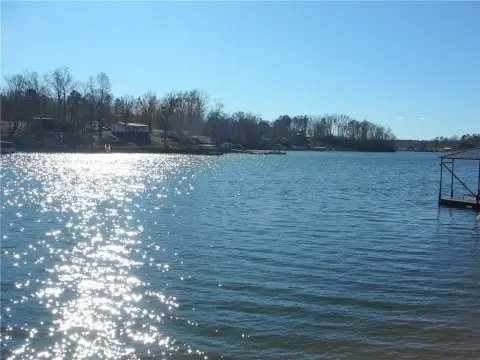 Waterfront Lot in Restricted Subdivision