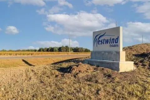 Goddard Land in Westwind Estates