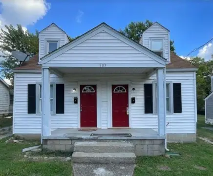 Shotgun-Style Duplex With Garage
