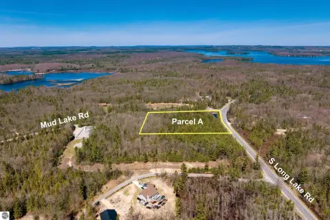 Acreage in Interlochen