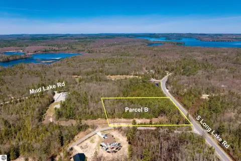 Acreage in Interlochen