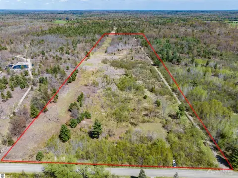 Recreational Land Near M-33, I-75