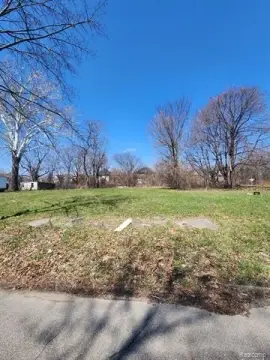 Four Detroit Residential Lots