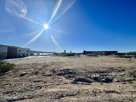 Commercial Land Near London Bridge