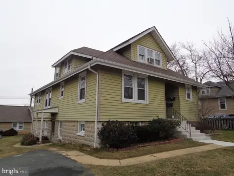 Ground-Level 1BR Apartment