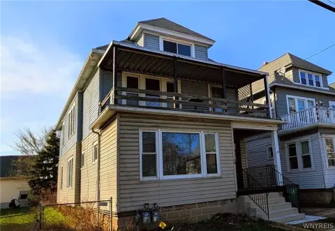 Clean Buffalo Duplex with Upside