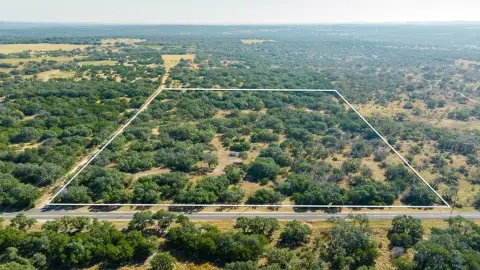 Unrestricted Land in Texas Hill Country