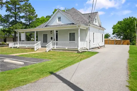 Historic Office Suite with Porch