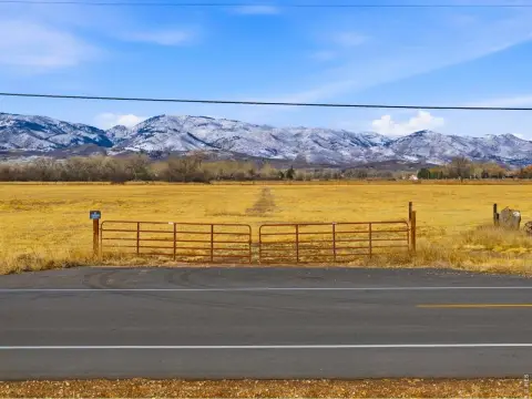 Fort Collins Acreage with Mountain Views