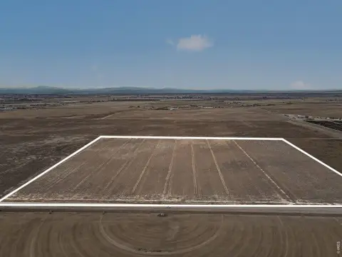 Expansive 44-Acre Estate in Pierce