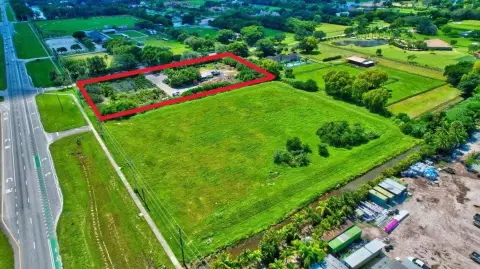 2.7 Acres on 441