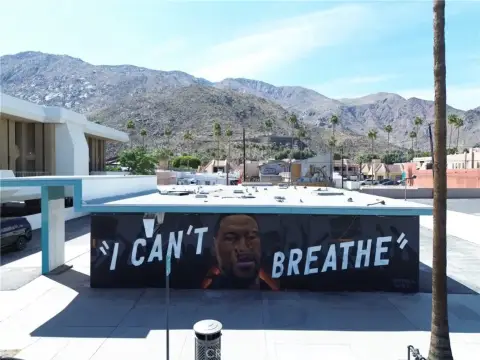 Palm Springs Retail/Restaurant Opportunity