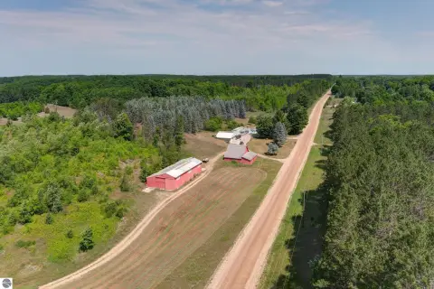 Picturesque Acreage in Rural Setting