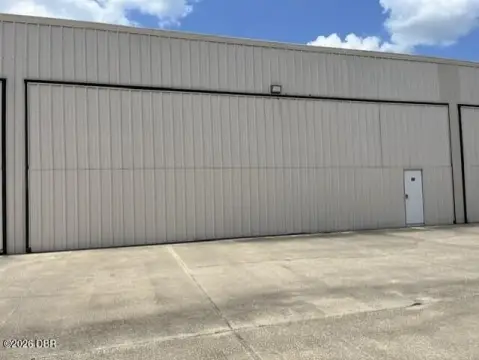 Air-Conditioned Aviation Hangar