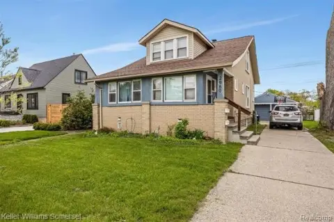 Well-Maintained Duplex in Berkley