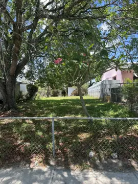 Lake Worth Beach Building Lot