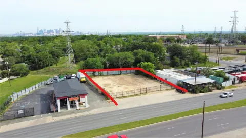 Gated Commercial Land