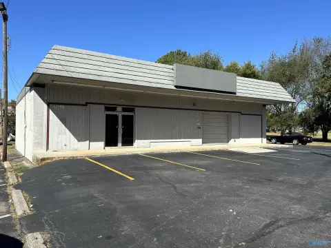 Multi-Purpose Commercial Flex Building