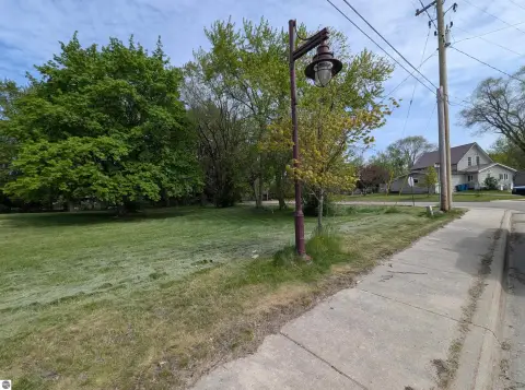 Residential Corner Lot in Au Gres