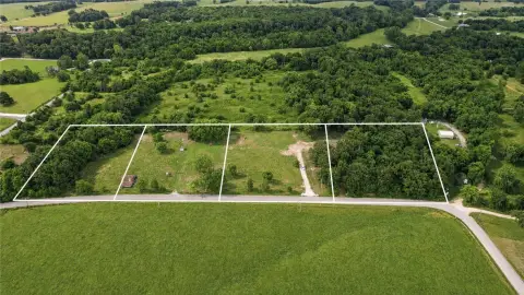 Estate-Sized Lots in Gentry, AR