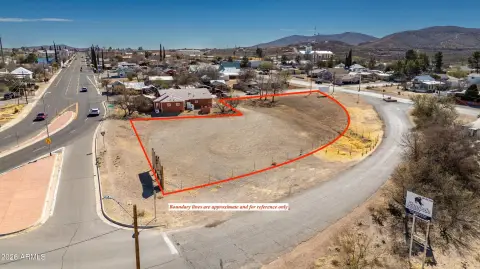 Fenced Acre-Plus Lot Tombstone