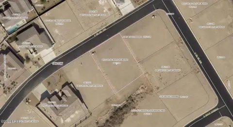 Land in Cielo Gated Community