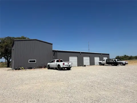 Industrial Flex Space with Auto Lifts