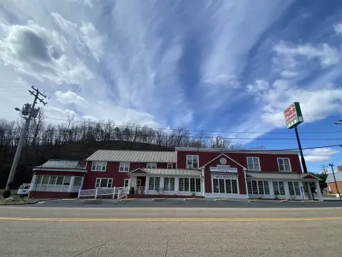 Iconic Restaurant Property Near I-81