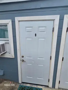 Renovated Multifamily Building Near Beach