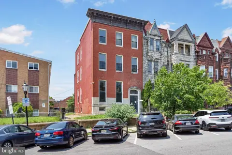 Updated Multifamily Property in Baltimore