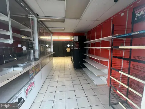 York Road Mixed-Use Building