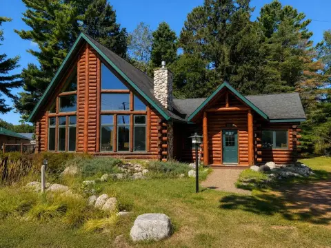 Mixed-Use Log Building
