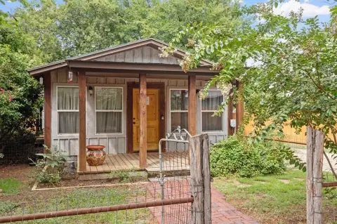 Historic Fredericksburg STR Complex Investment