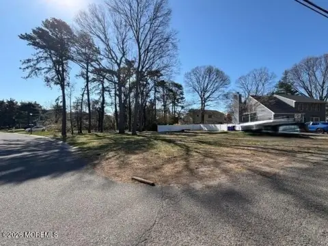 Residential Land in Brick, NJ