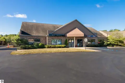 Stand-Alone NNN Storefront