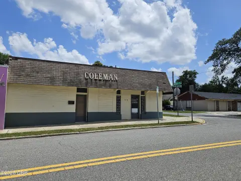 Mixed-Use Flex Building