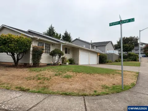 Updated Duplex with Patio