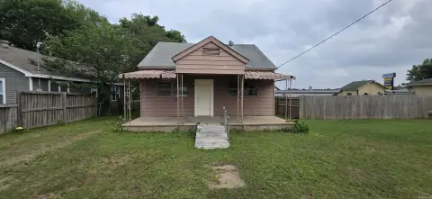 Commercial Land With Existing Structure