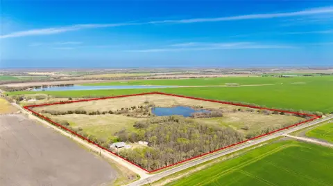 Agricultural Land with Lake