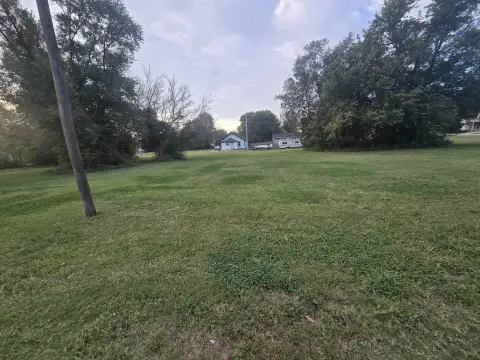 Residential Lot in Winfield, KS