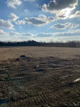 6.65 Acre Lot in Hamilton