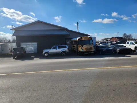 Two-Building Auto Shop Property