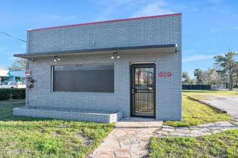 Concrete-Block Storefront Building