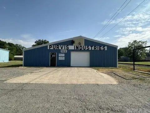 Warehouse with Two Roll-Up Doors