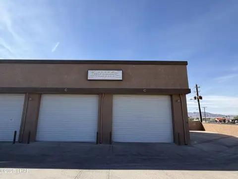 Industrial Space Near Windsor Ramp